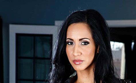 isis love wiki|Isis King .